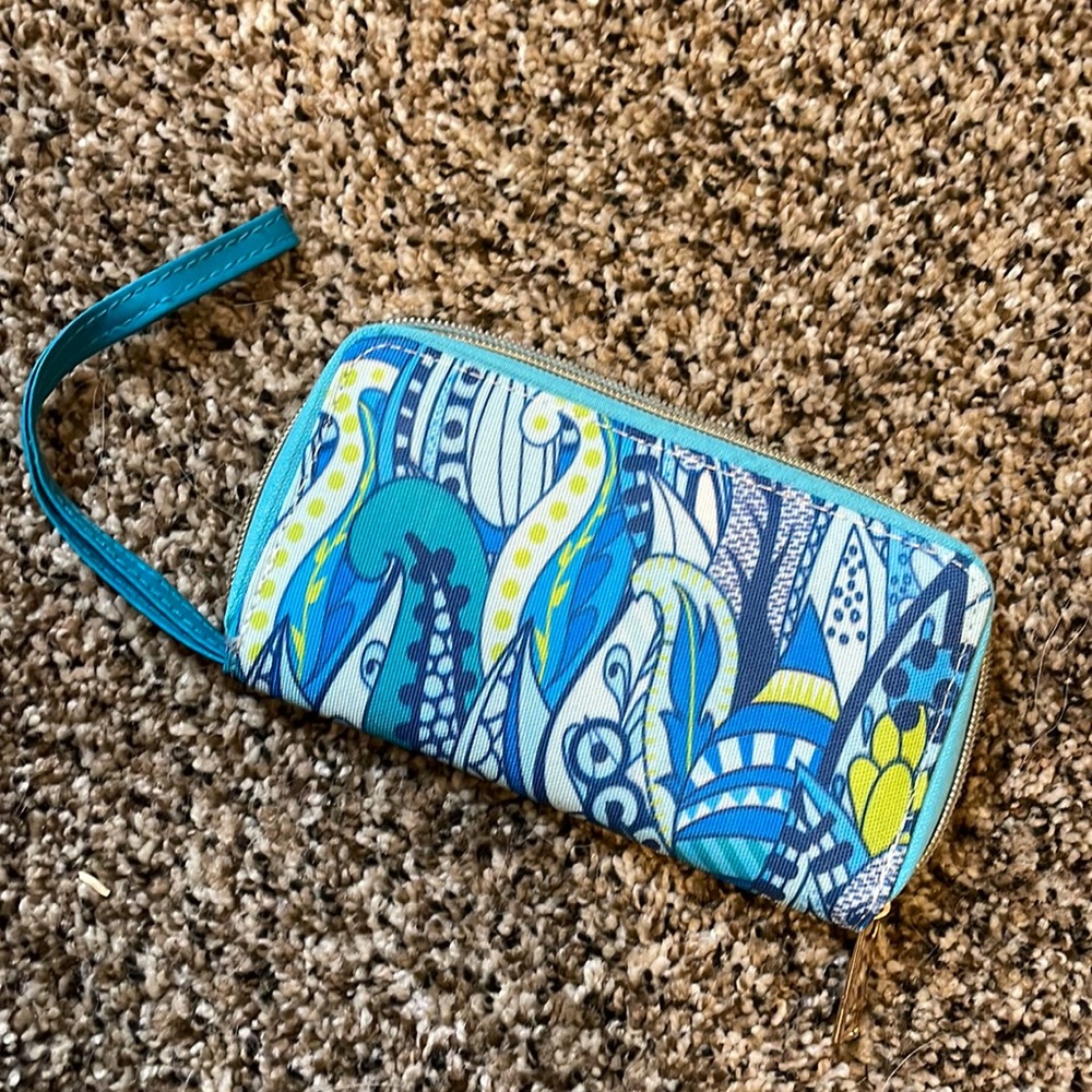 Wallet wristlet